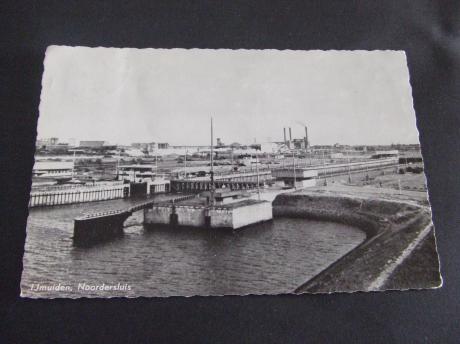 IJmuiden havenstad gemeente Velsen Noordersluis